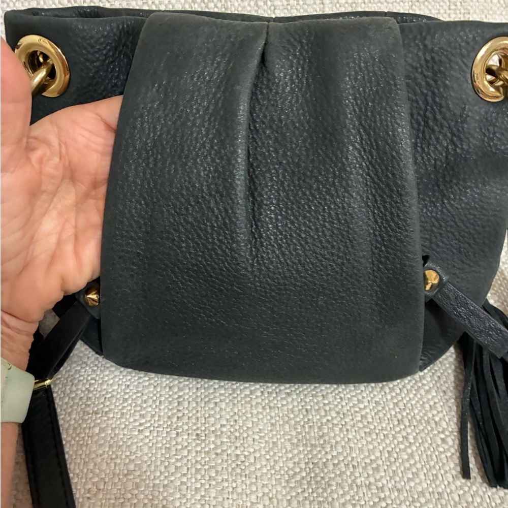 Vince Camuto Black Leather Shoulder Bag EUC - Picture 8 of 15